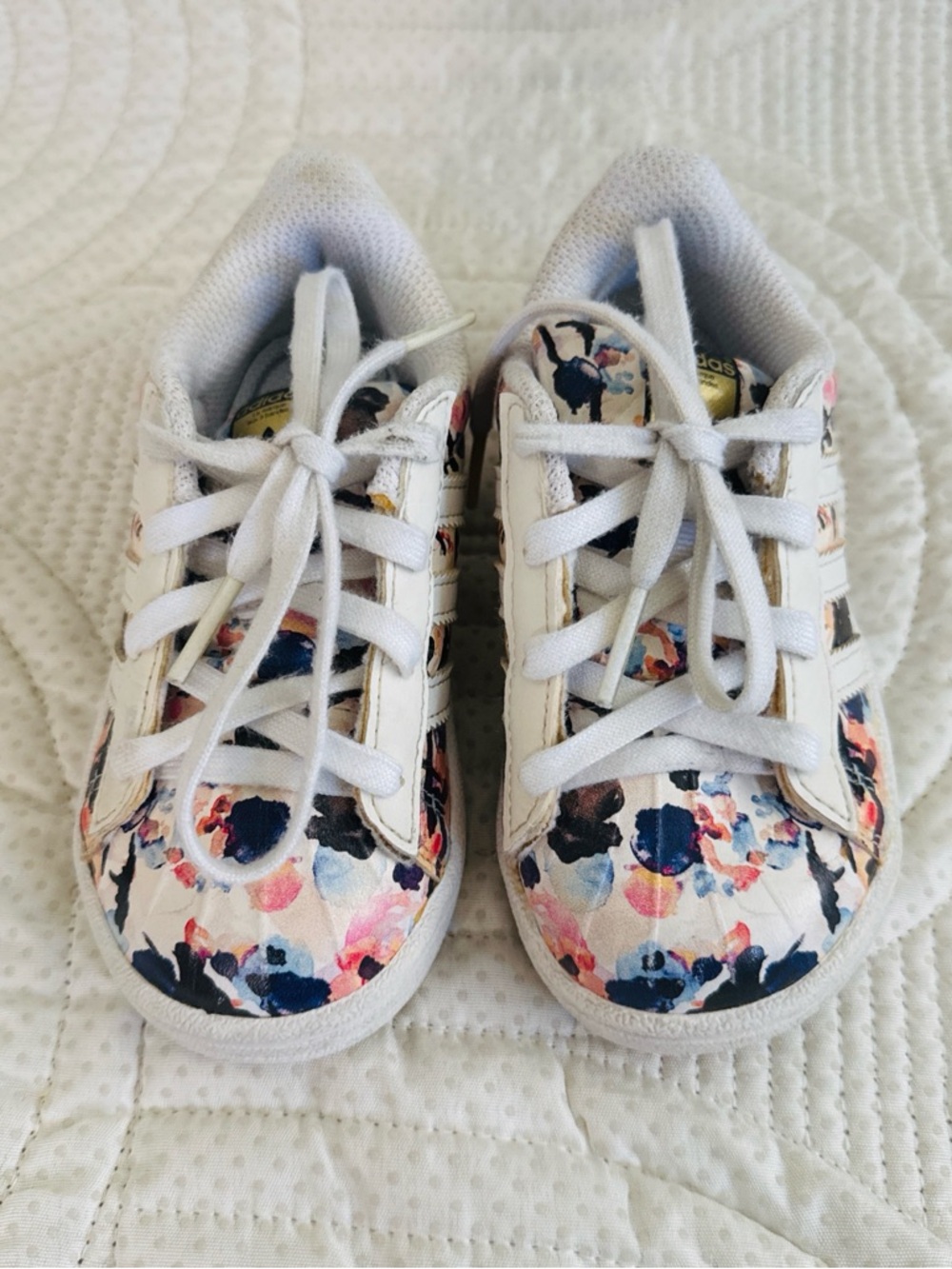 adidas Kids White Sneakers with Pink, Blue & Purple Floral Print
Great condition